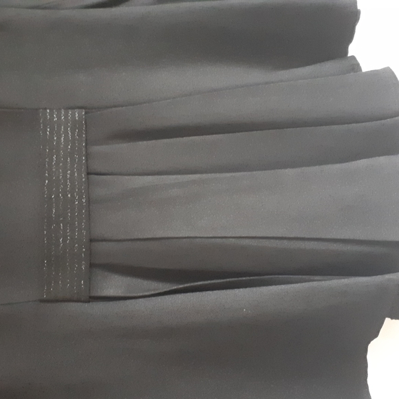 Women's Set - Picture 4 of 13